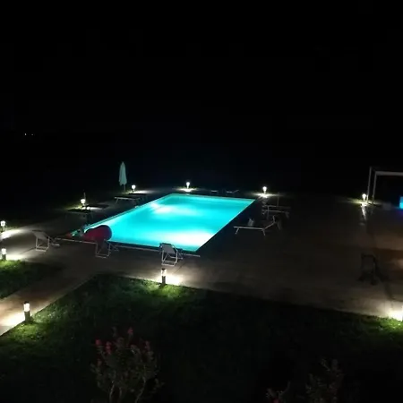 In Mit Privatem Pool Holiday home Rosolini